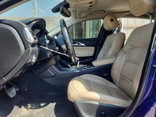 2017 INFINITI QX30 — DENT