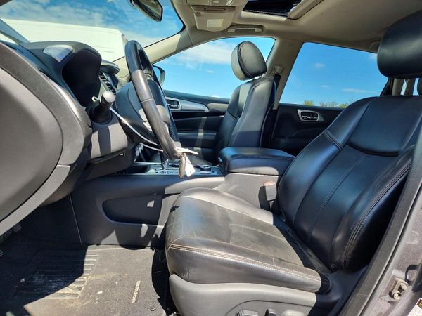 2018 NISSAN PATHFINDER — DENT