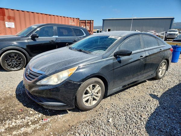 2014 HYUNDAI SONATA — DSFA — Front 3/4