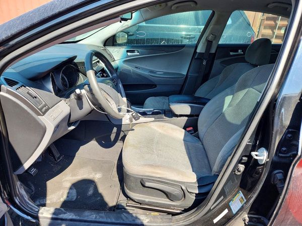 2014 HYUNDAI SONATA GLS/ GLS Popular — DENT