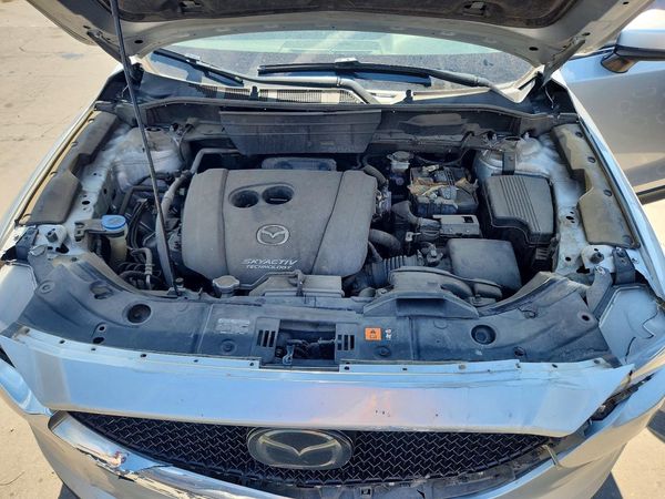 2018 MAZDA CX-5 Grand Touring — Engine bay