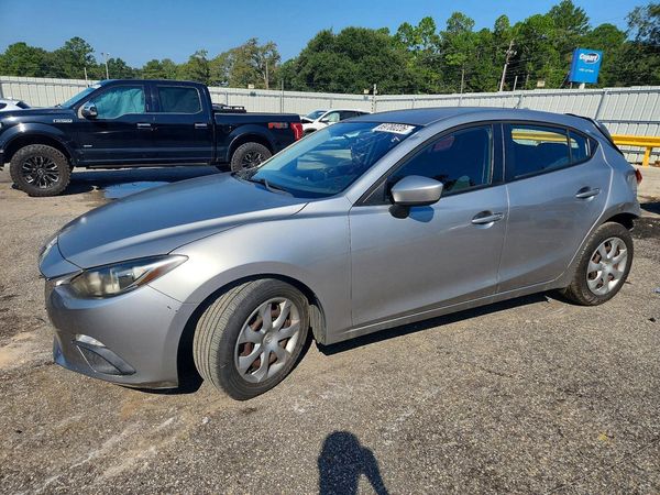 2016 MAZDA 3 — DSFA — Front 3/4