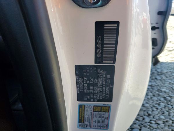 2026 KIA CARNIVAL — VINS