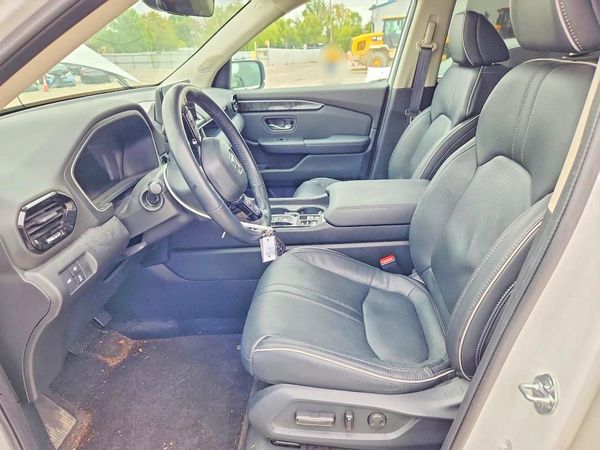 2023 HONDA PILOT ELITE — DENT