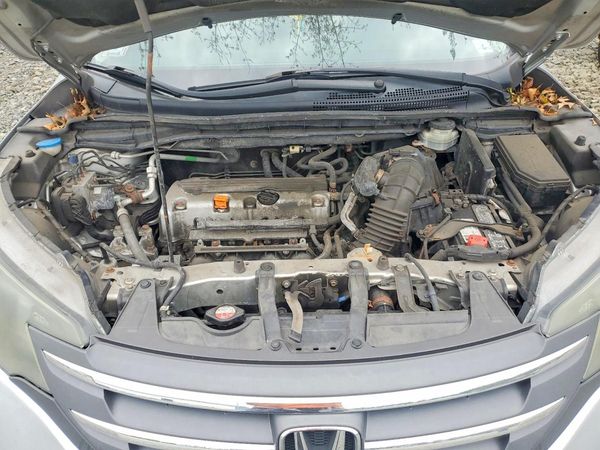 2012 HONDA CRV EX — Engine bay