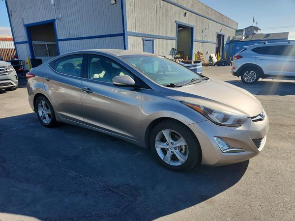 2016 HYUNDAI ELANTRA — Passenger 3/4