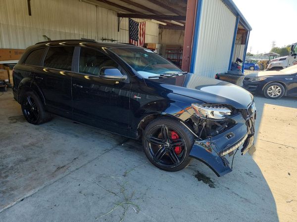 2015 AUDI Q7 S Line Prestige — Passenger 3/4