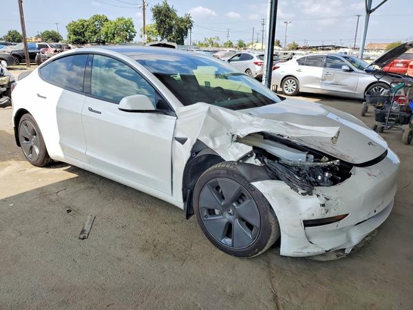 2021 TESLA MODEL 3 — Passenger 3/4