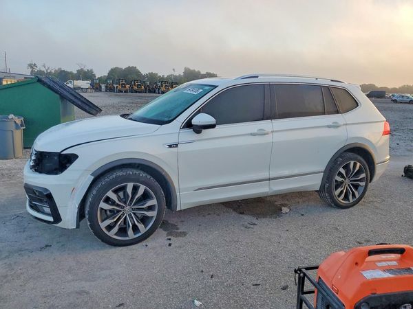 2018 VOLKSWAGEN TIGUAN — DSFA — Front 3/4