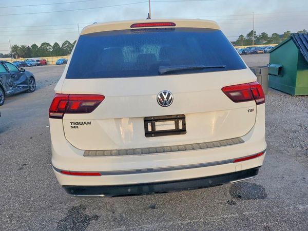 2018 VOLKSWAGEN TIGUAN SEL Premium — DIRR