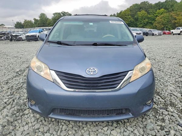 2014 TOYOTA SIENNA — DIRF
