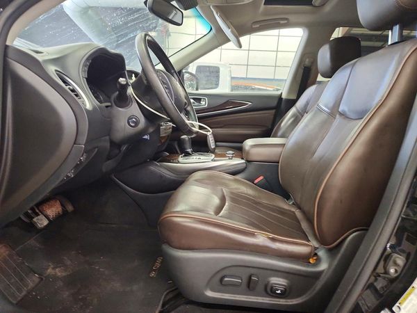 2015 INFINITI QX60 — DENT