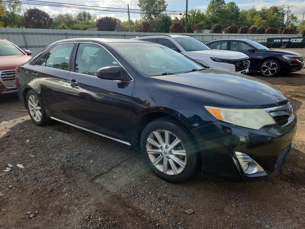 2012 TOYOTA CAMRY — Passenger 3/4
