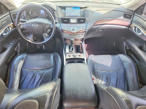 2017 INFINITI Q70L — CKPT