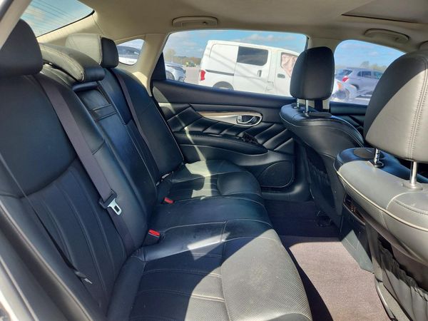 2017 INFINITI Q70L — PSRS