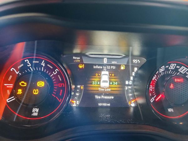 2017 DODGE CHALLENGER — ODOM