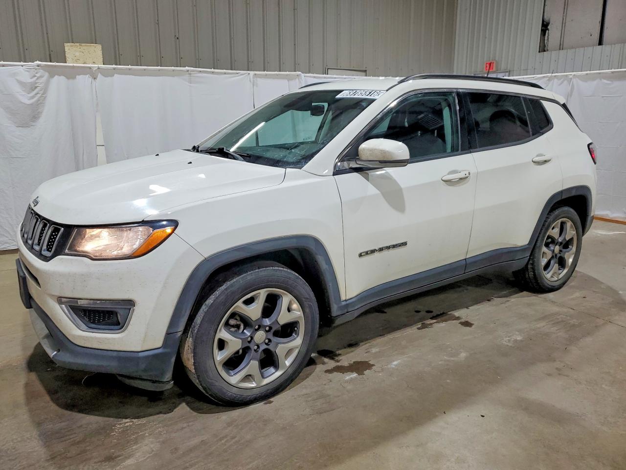 2020 JEEP COMPASS Limited — Front 3/4