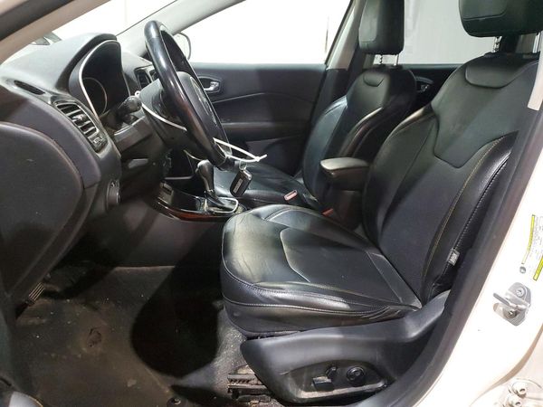2020 JEEP COMPASS Limited — DENT