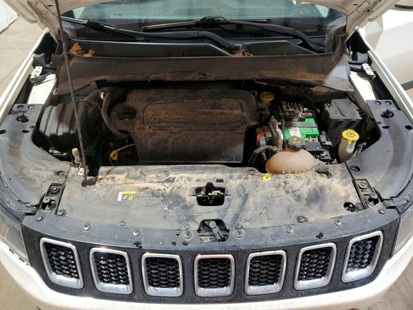2020 JEEP COMPASS Limited — Engine bay
