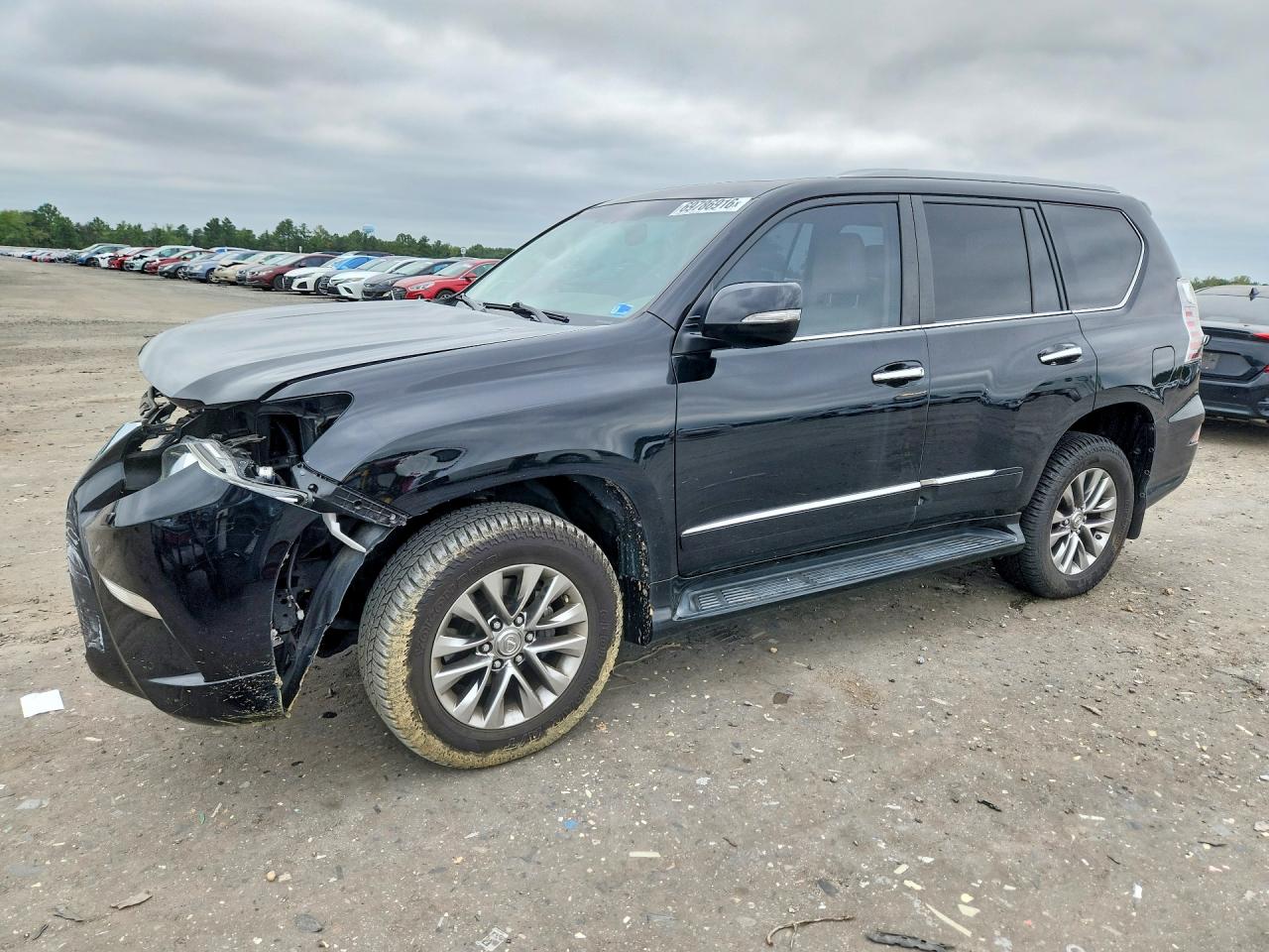 2015 LEXUS GX 460 — Front 3/4