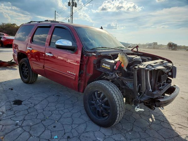 2013 CHEVROLET TAHOE LT — Passenger 3/4