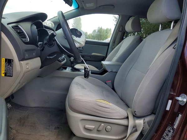 2016 KIA SEDONA LX - Middle-low — DENT