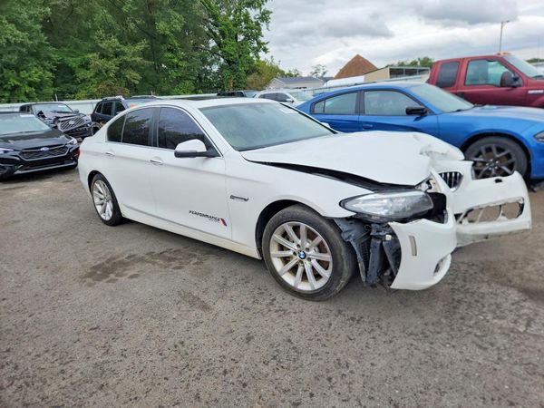 2015 BMW 535 — Passenger 3/4