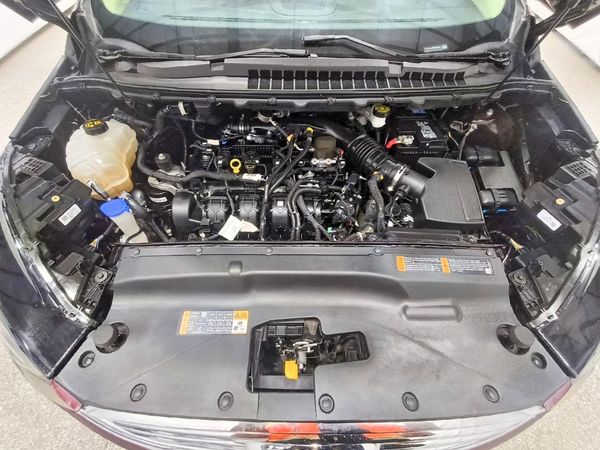2019 FORD EDGE SEL — Engine bay