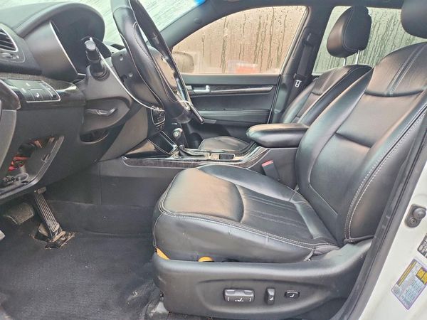 2014 KIA SORENTO SX — DENT