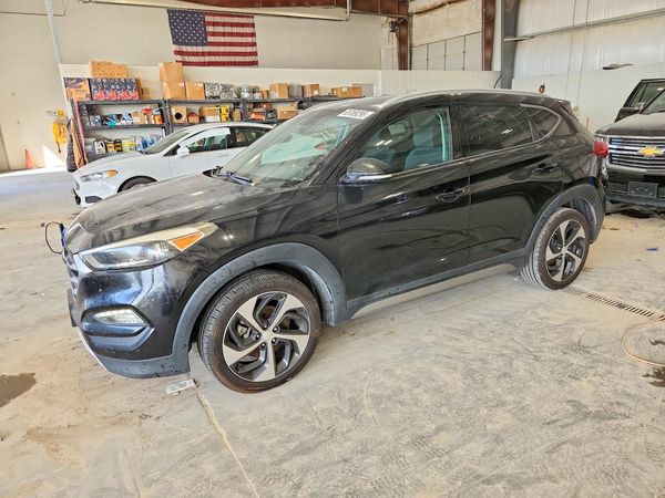 2017 HYUNDAI TUCSON — DSFA — Front 3/4