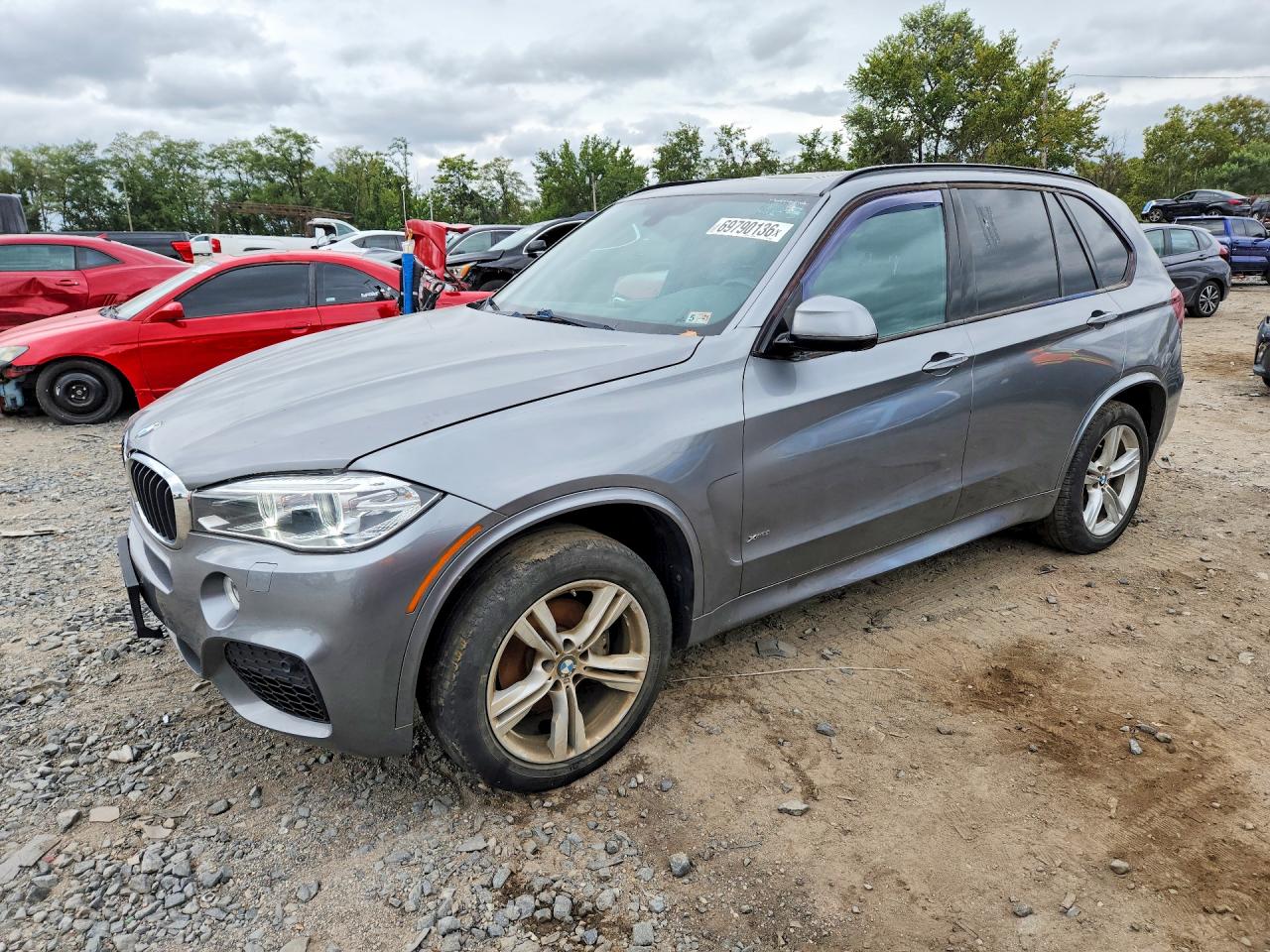 2016 BMW X5 xDrive35i — Front 3/4