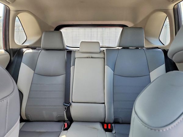 2024 TOYOTA RAV4 XLE Premium — SUVN