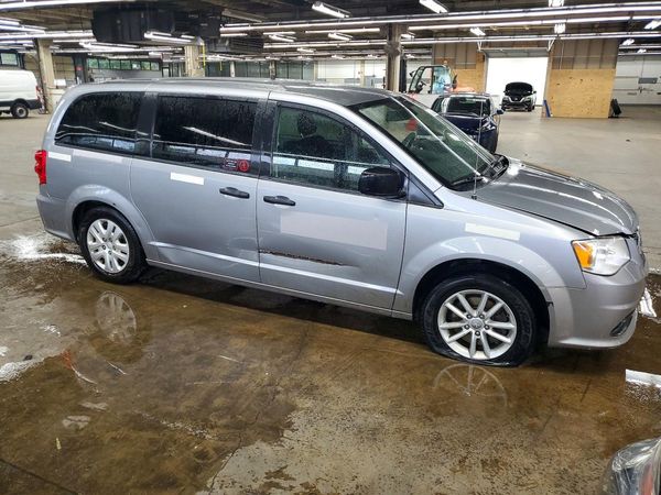 2019 DODGE GRAND CARAVAN SE — Passenger 3/4