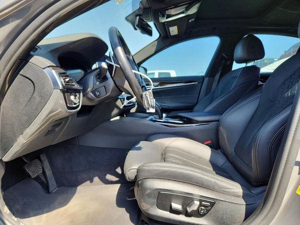 2021 BMW 530 — DENT