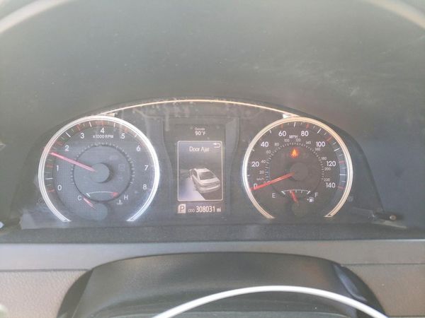 2016 TOYOTA CAMRY — ODOM
