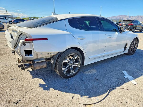 2020 KIA STINGER Base — PSRA