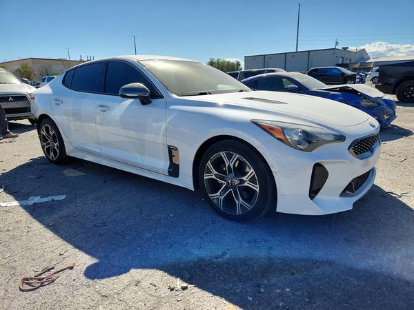 2020 KIA STINGER Base — Passenger 3/4