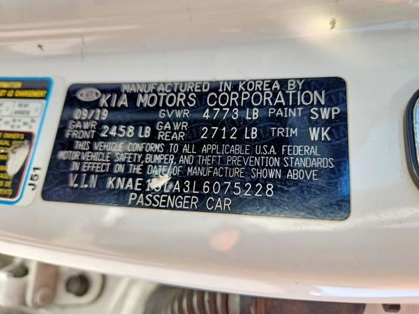 2020 KIA STINGER Base — VINS