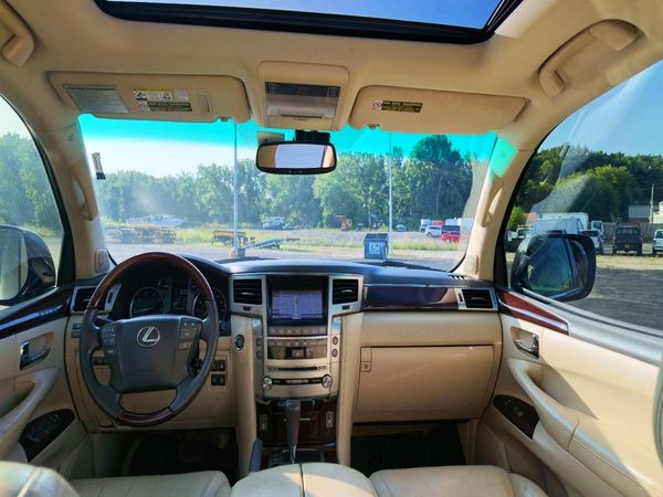 2013 LEXUS LX 570