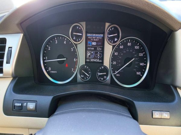 2013 LEXUS LX 570