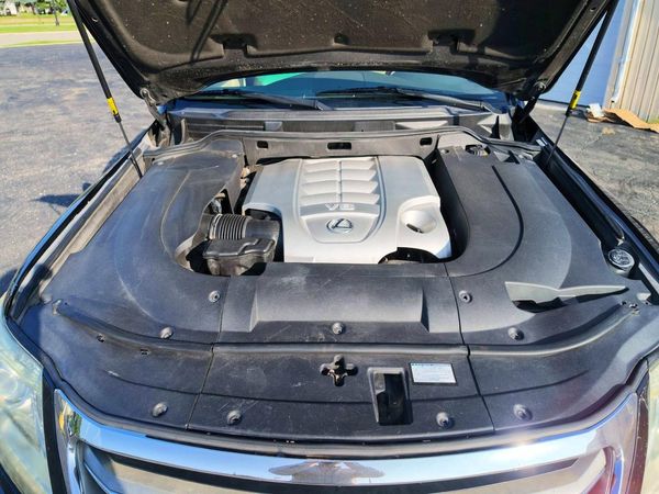 2013 LEXUS LX 570
