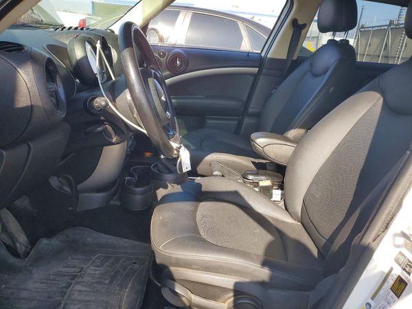 2014 MINI COOPER — DENT