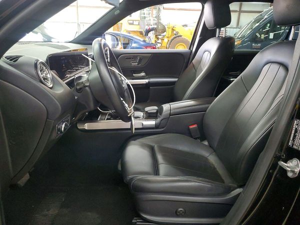 2020 MERCEDES-BENZ GLB GLB250 — DENT