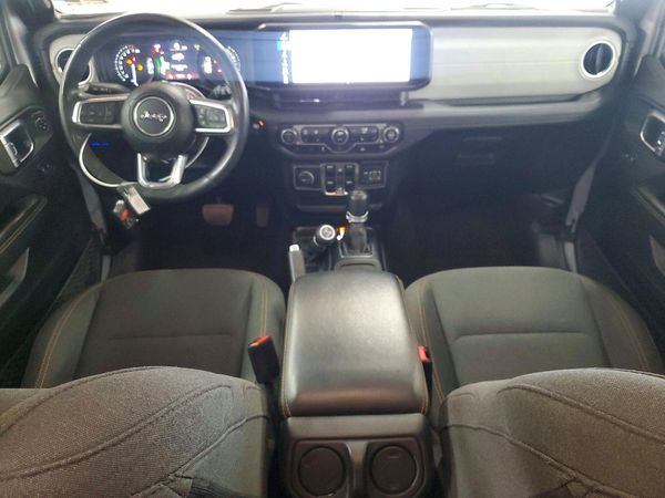 2024 JEEP WRANGLER Sahara 4XE — CKPT