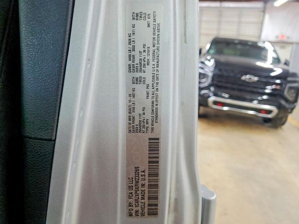 2024 JEEP WRANGLER Sahara 4XE — VINS