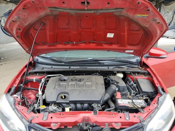 2016 TOYOTA COROLLA L/LE — Engine bay