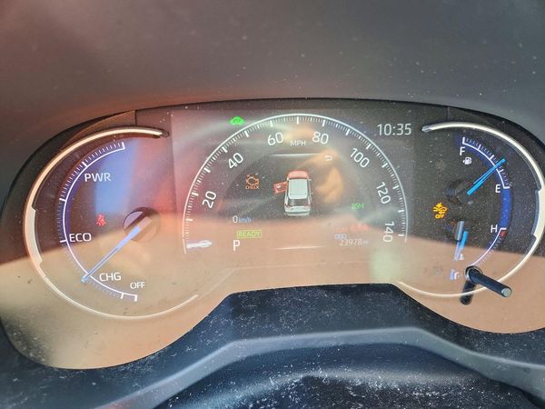 2024 TOYOTA RAV4 XLE Premium — ODOM