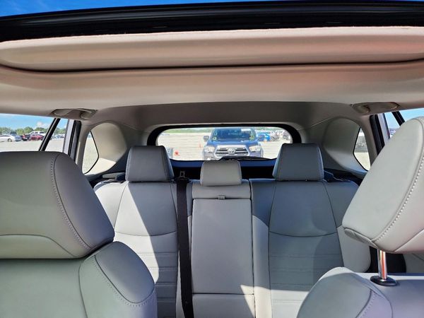 2024 TOYOTA RAV4 XLE Premium — SUVN