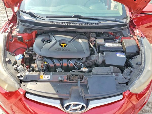 2014 HYUNDAI ELANTRA GLS (Middle) — Engine bay
