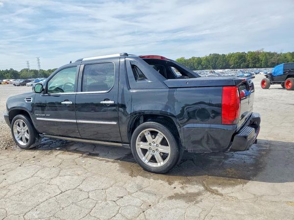 2012 CADILLAC ESCALADE EXT Premium — DSRA